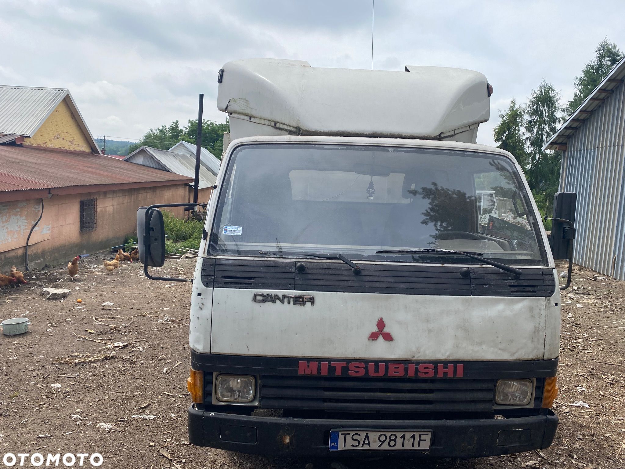 Mitsubishi CANTER - 1