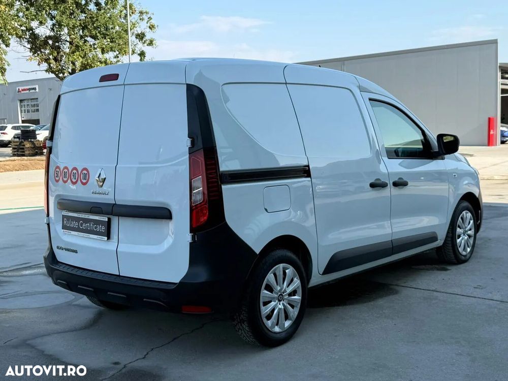 Renault Express - 10