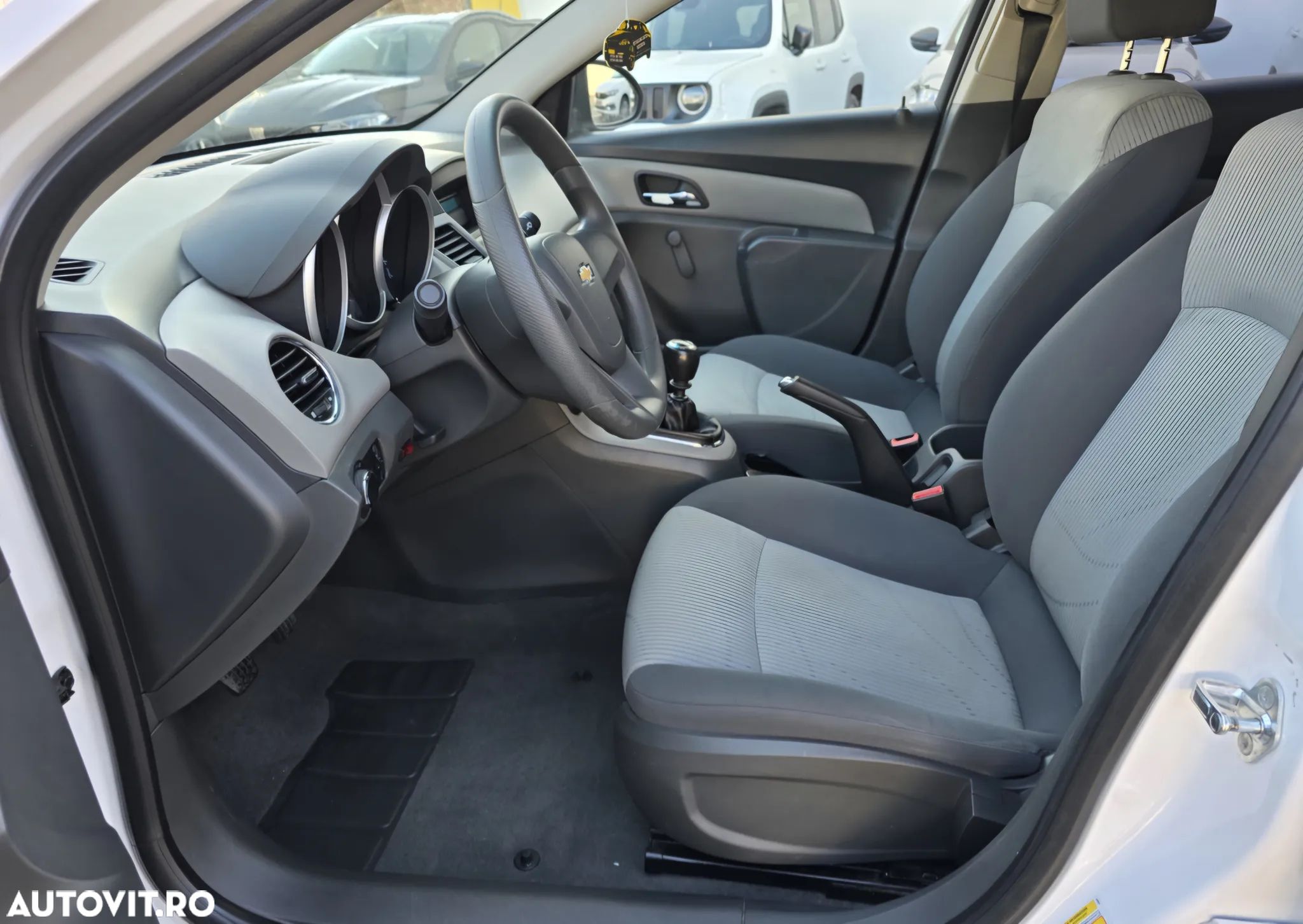 Chevrolet Cruze 1.8 LT - 6