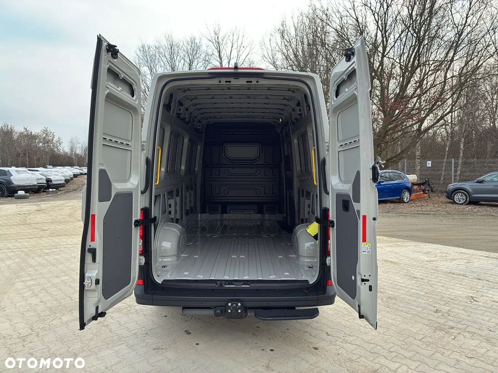 Volkswagen Crafter 35 Furgon L4H3, 2.0BiTDI 177KM, 4490mm, Wysoki dach - 10