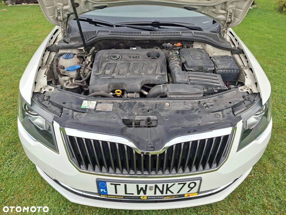 Skoda Superb 2.0 TDI Ambition - 16