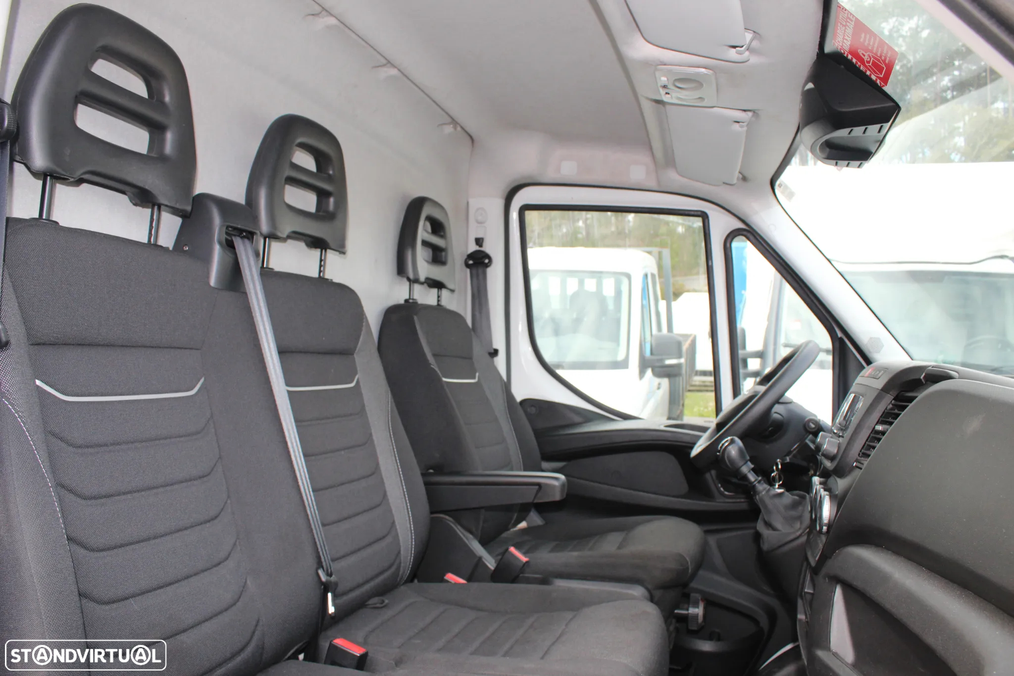 Iveco Daily 35-140 // 12M3 - 8