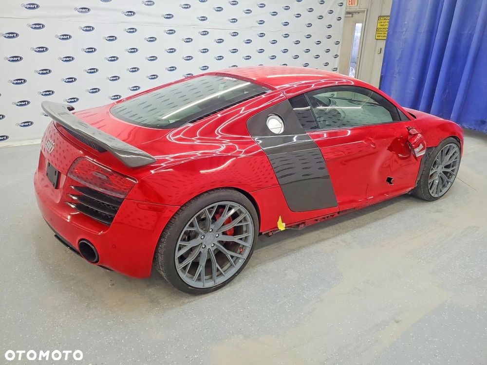 Audi R8 Coupé - 6