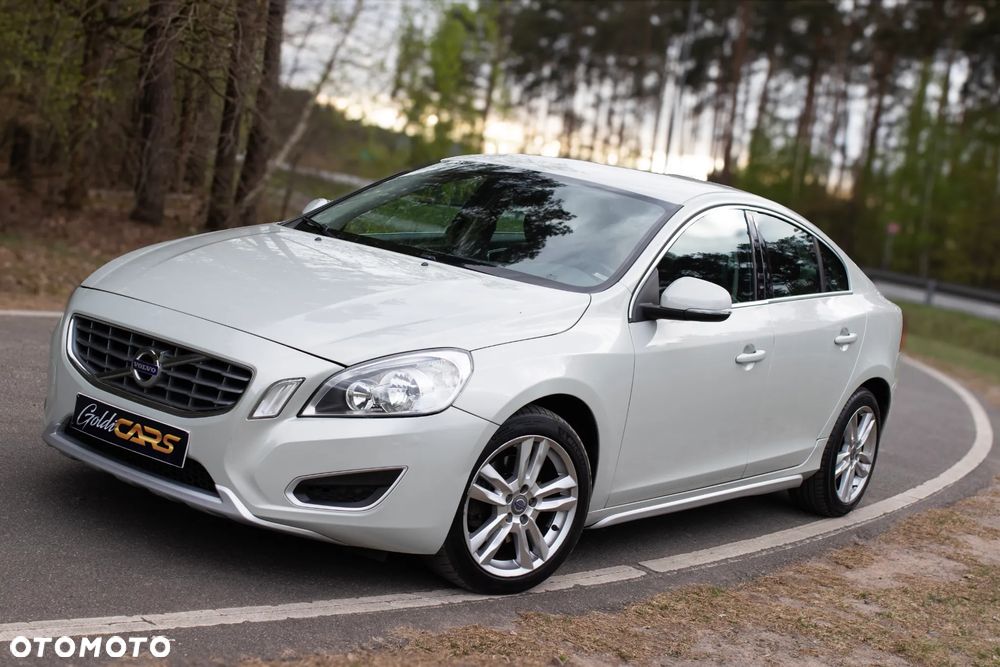 Volvo S60 D3 Momentum - 2
