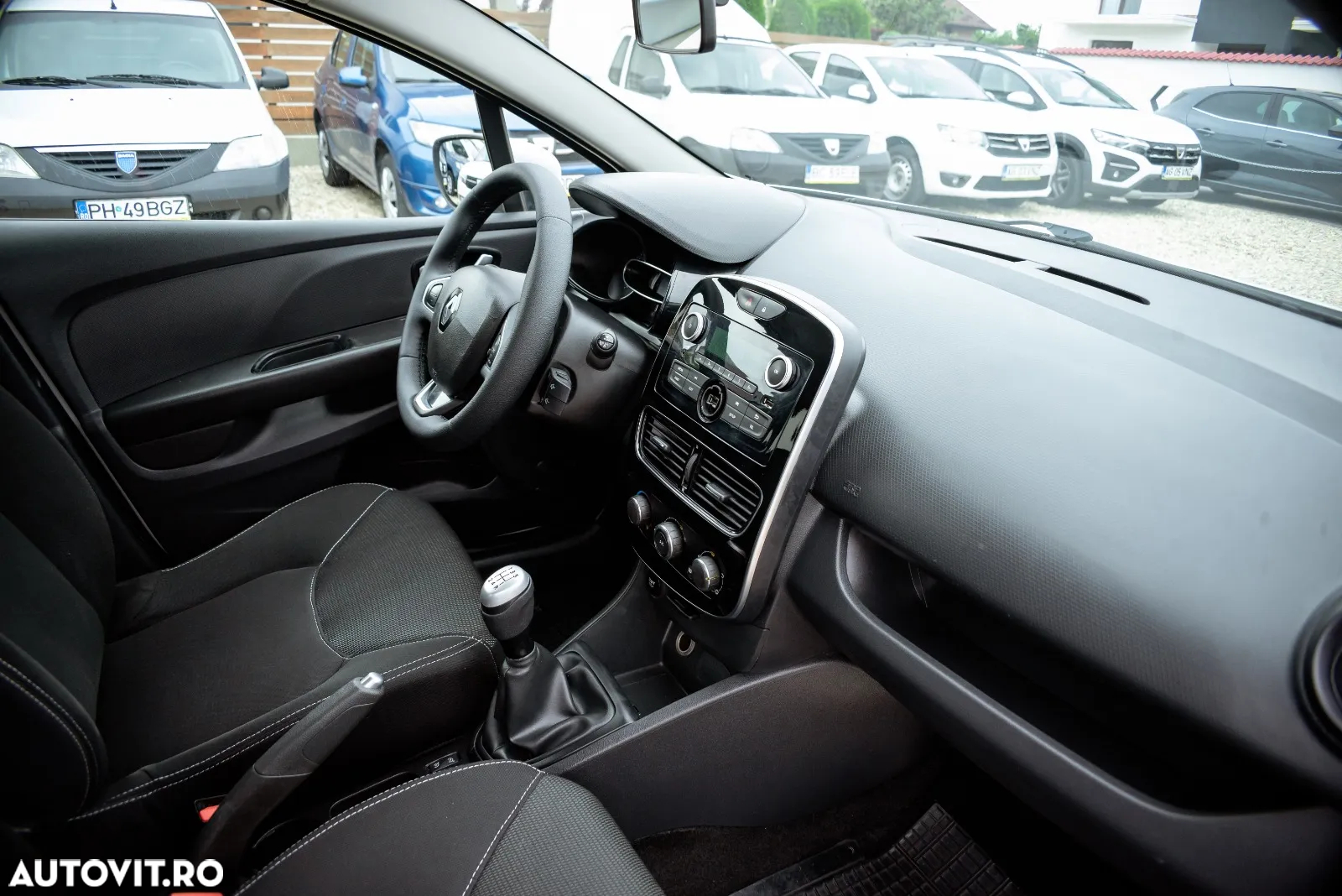 Renault Clio - 18
