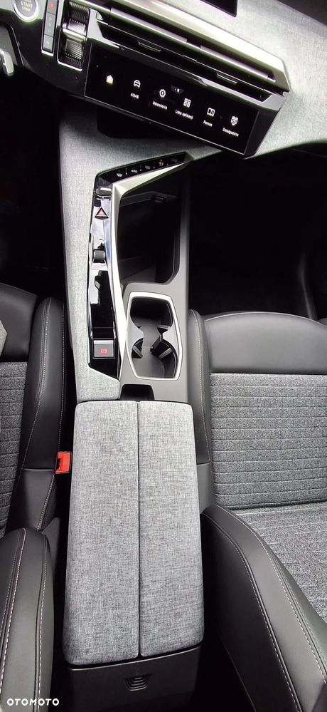 Peugeot 3008 1.2 PureTech mHEV Allure e-DCS6 - 21