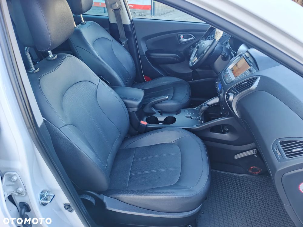 Hyundai ix35 2.0 CRDi 4WD Automatik Premium - 31