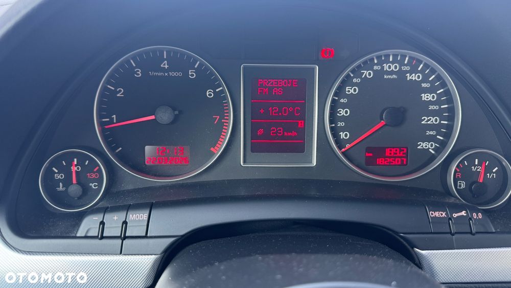Audi A4 Avant 1.8 T quattro - 5