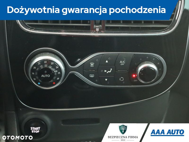 Renault Clio - 11