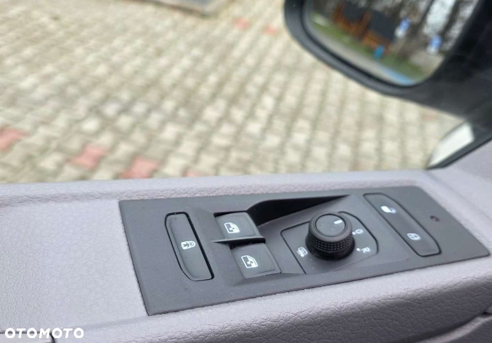 Volkswagen Transporter - 10