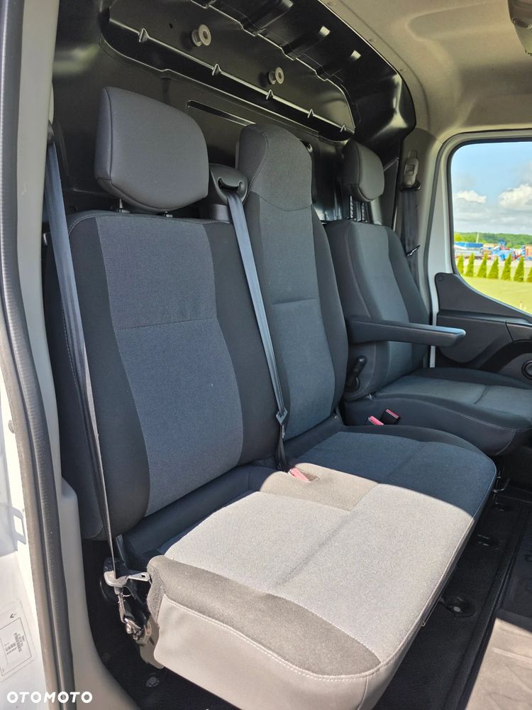 Renault Master - 18