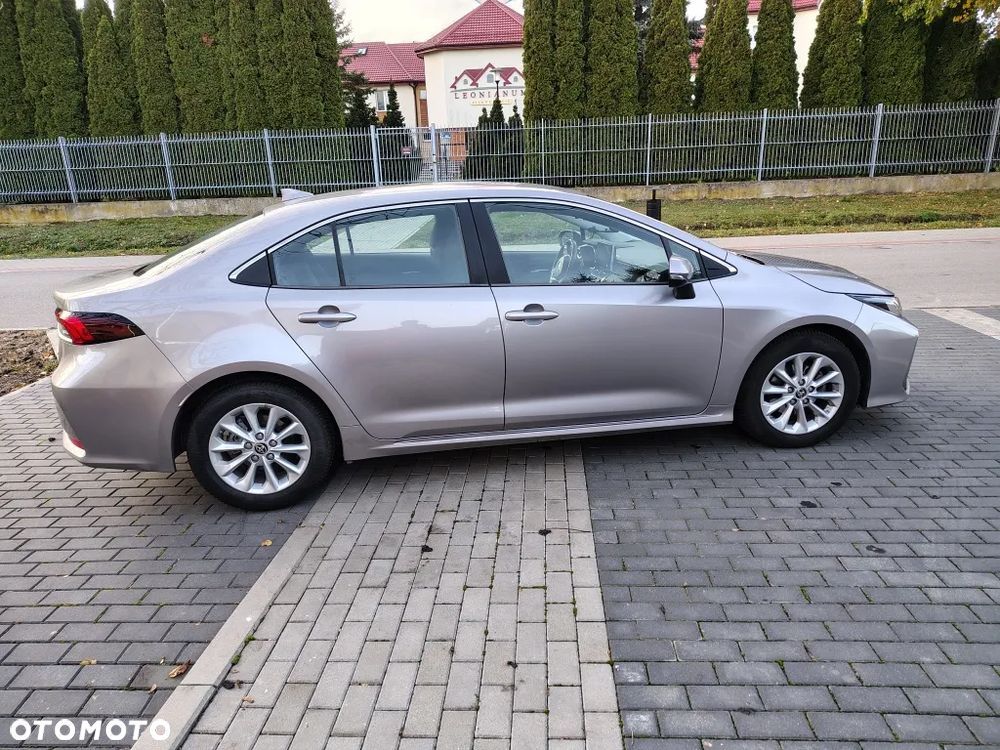 Toyota Corolla 1.6 Active - 3