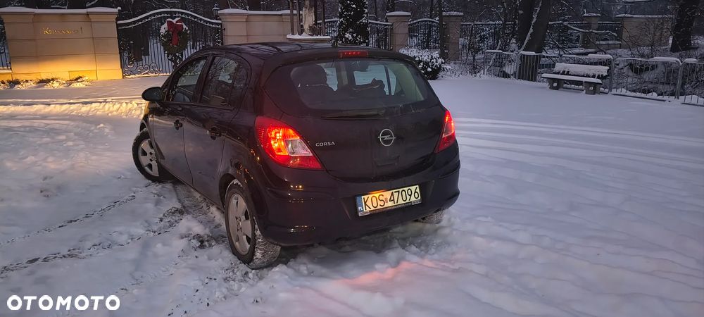 Opel Corsa 1.2 16V Enjoy - 10