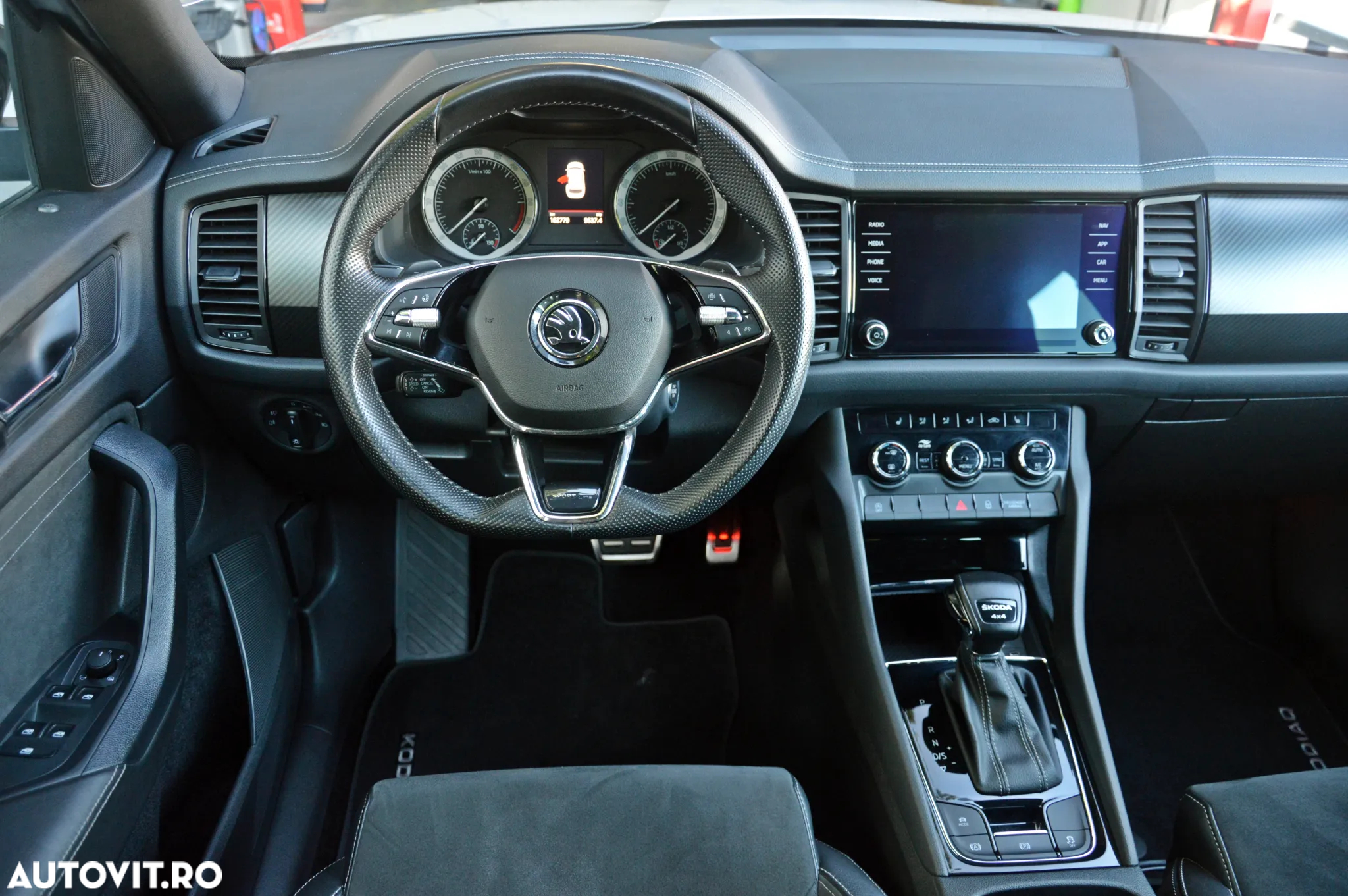 Skoda Kodiaq 2.0 TDI 4X4 DSG SportLine - 26