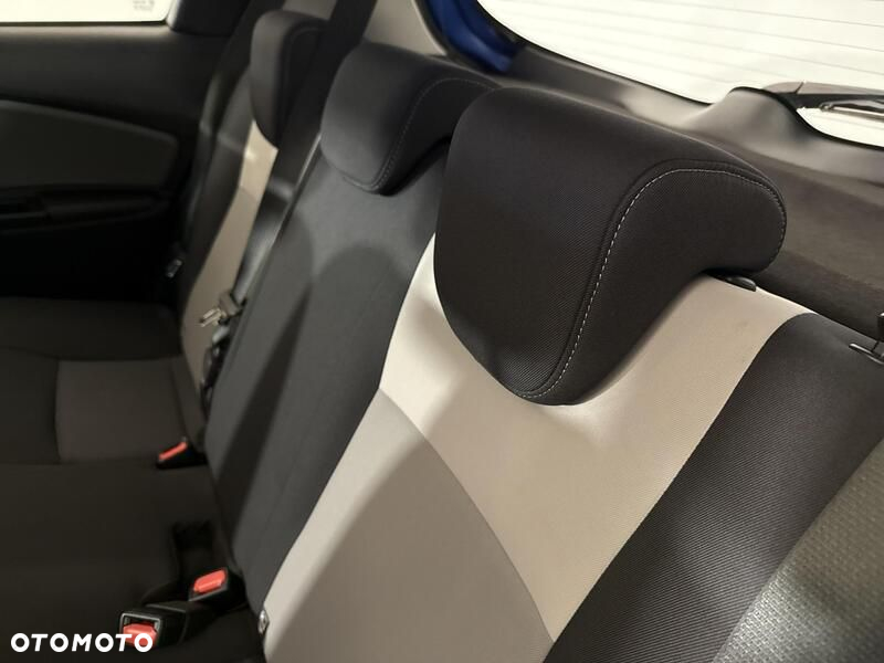 Toyota Yaris - 19