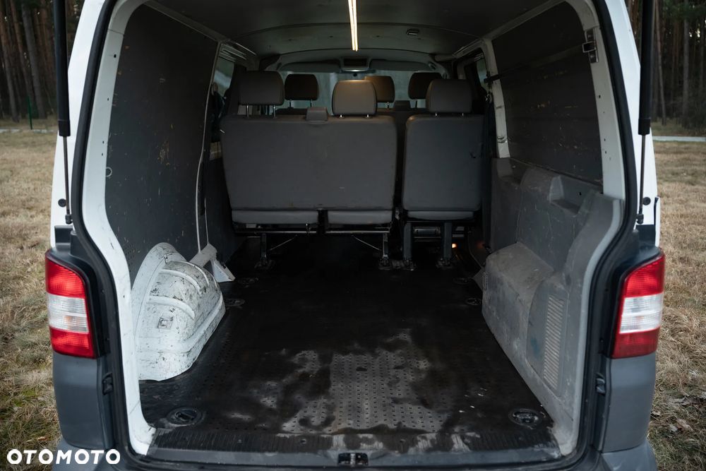 Volkswagen T5 - 16