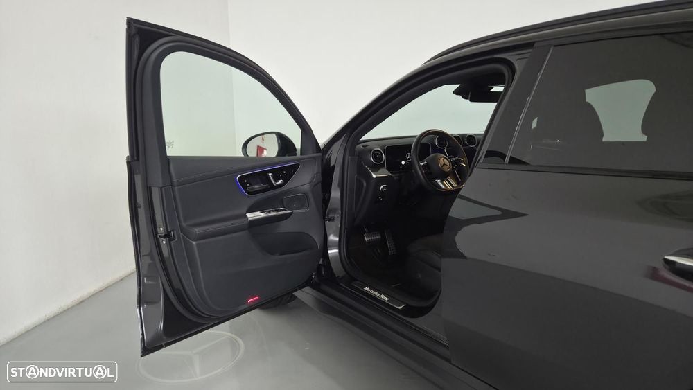 Mercedes-Benz GLC 300 de 4Matic 9G-TRONIC AMG Line Advanced - 23