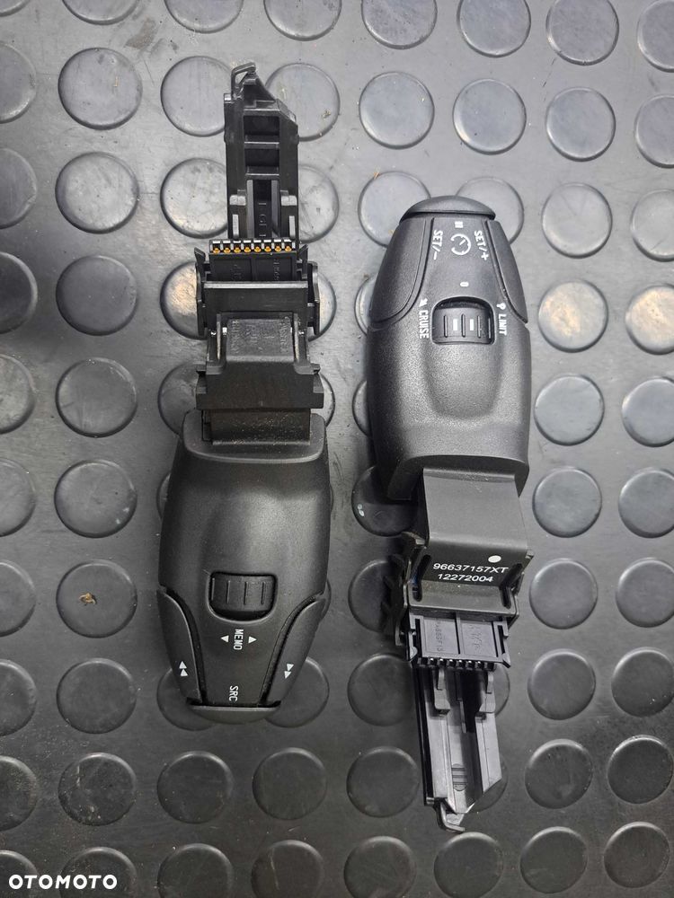 Manetka sterowania radiem Citroen C3 I (02-09) - 1