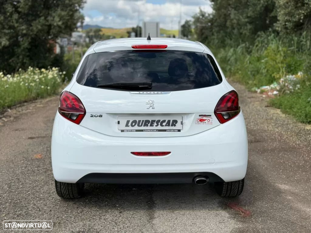 Peugeot 208 1.2 PureTech GT Line - 6