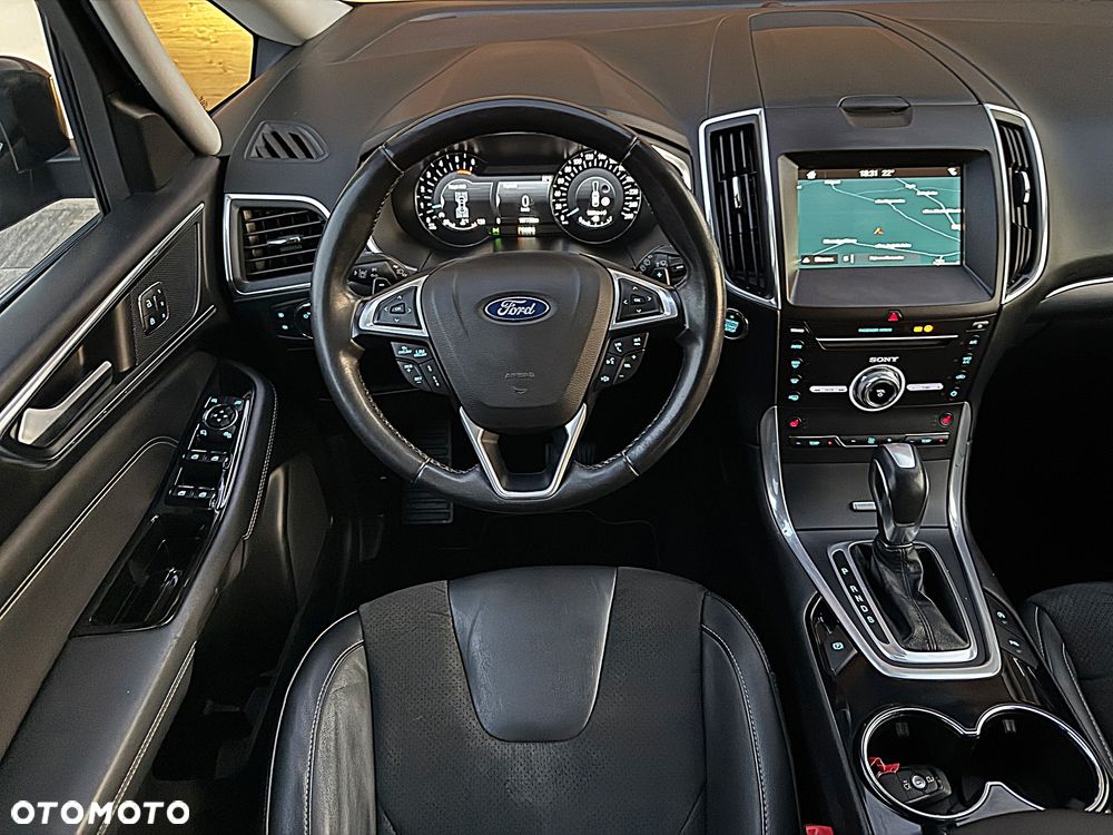 Ford S-Max 2.0 TDCi 4WD Titanium PowerShift - 5