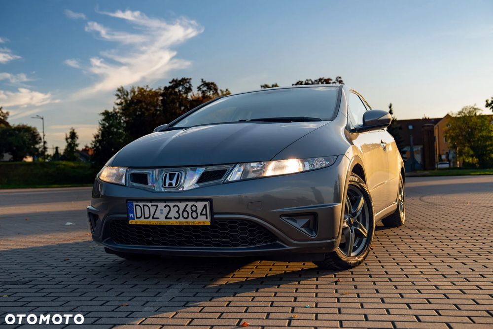 Honda Civic 2009 photo 2