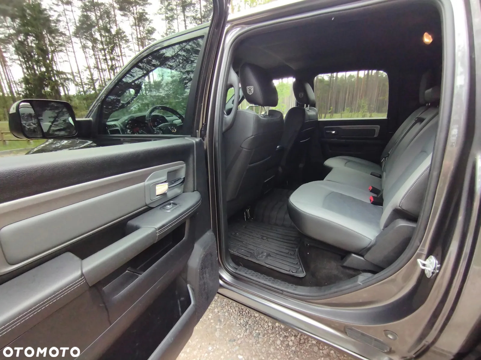 RAM 2500 - 12