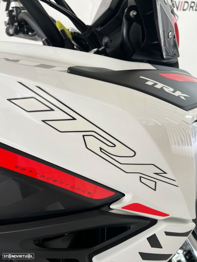 Benelli TRK 702 X - 13