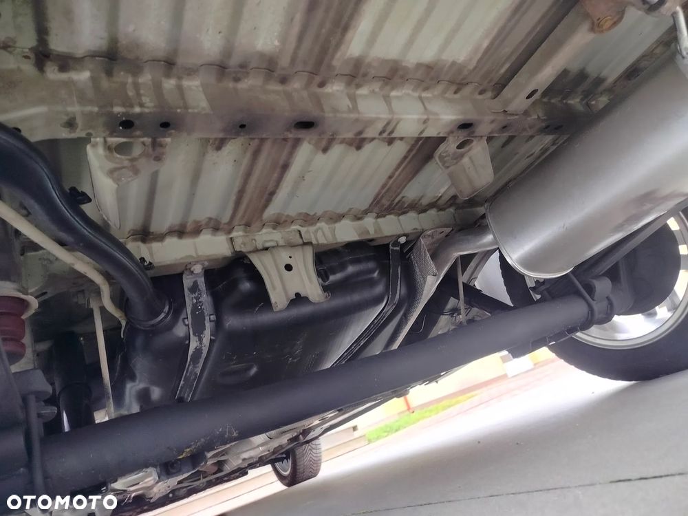 Volkswagen Caddy Highline - 6