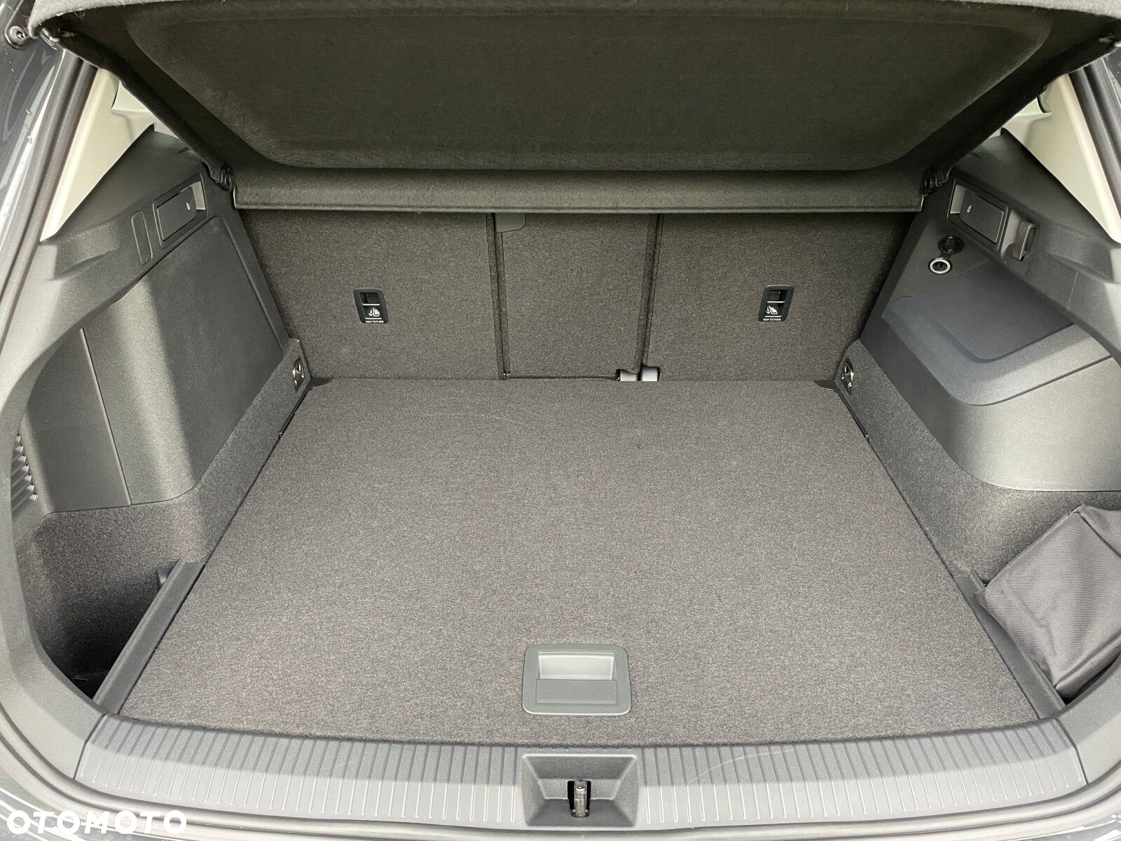 Volkswagen Tiguan - 29