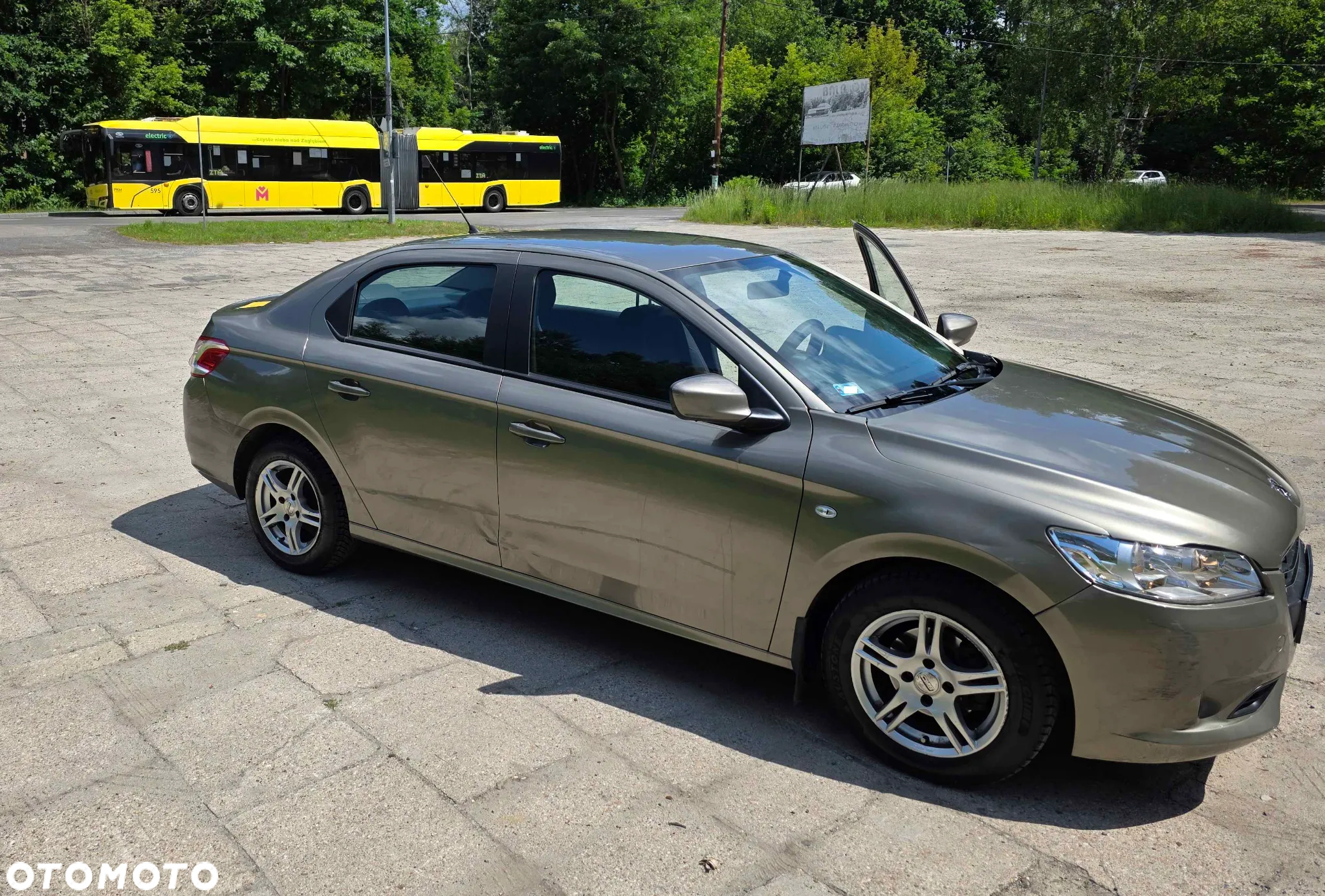 Peugeot 301 - 8