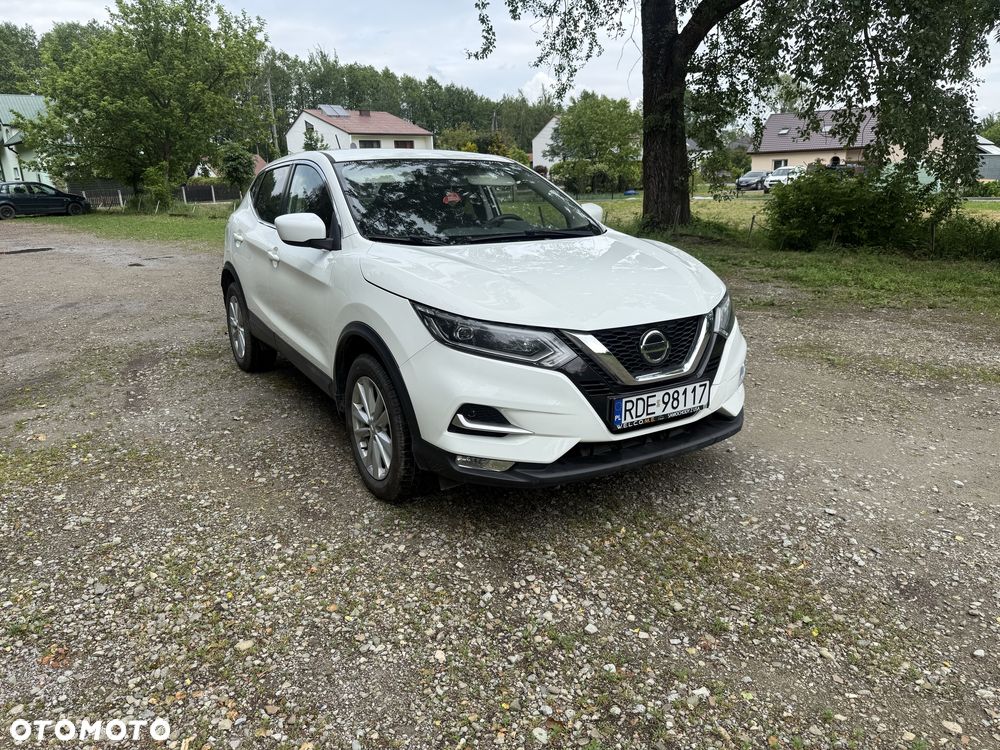 Nissan Rogue - 1