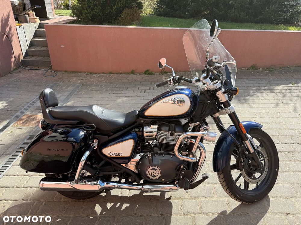 Royal Enfield Super Meteor - 7
