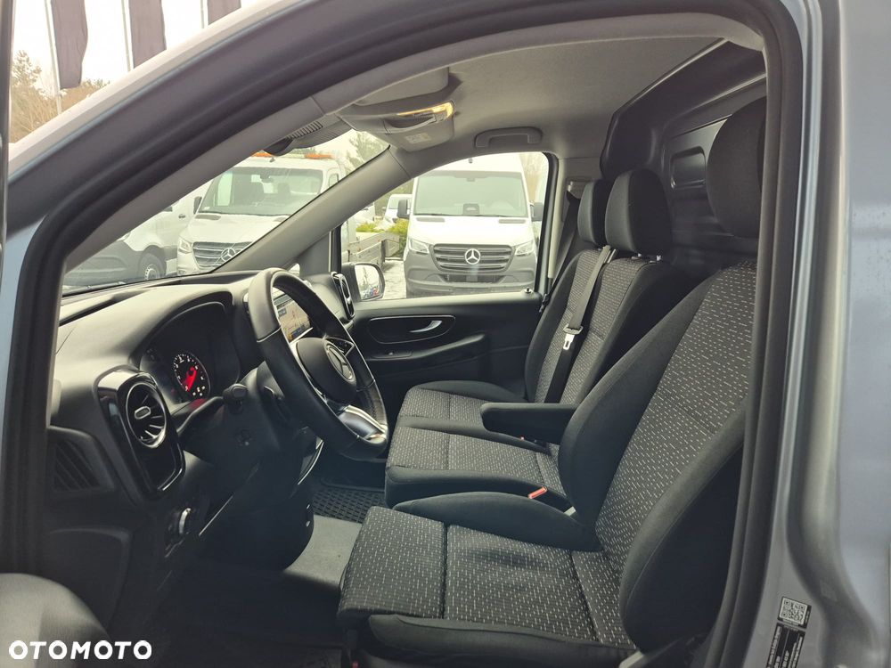 Mercedes-Benz Vito Furgon 119 4x4 SELECT - 13