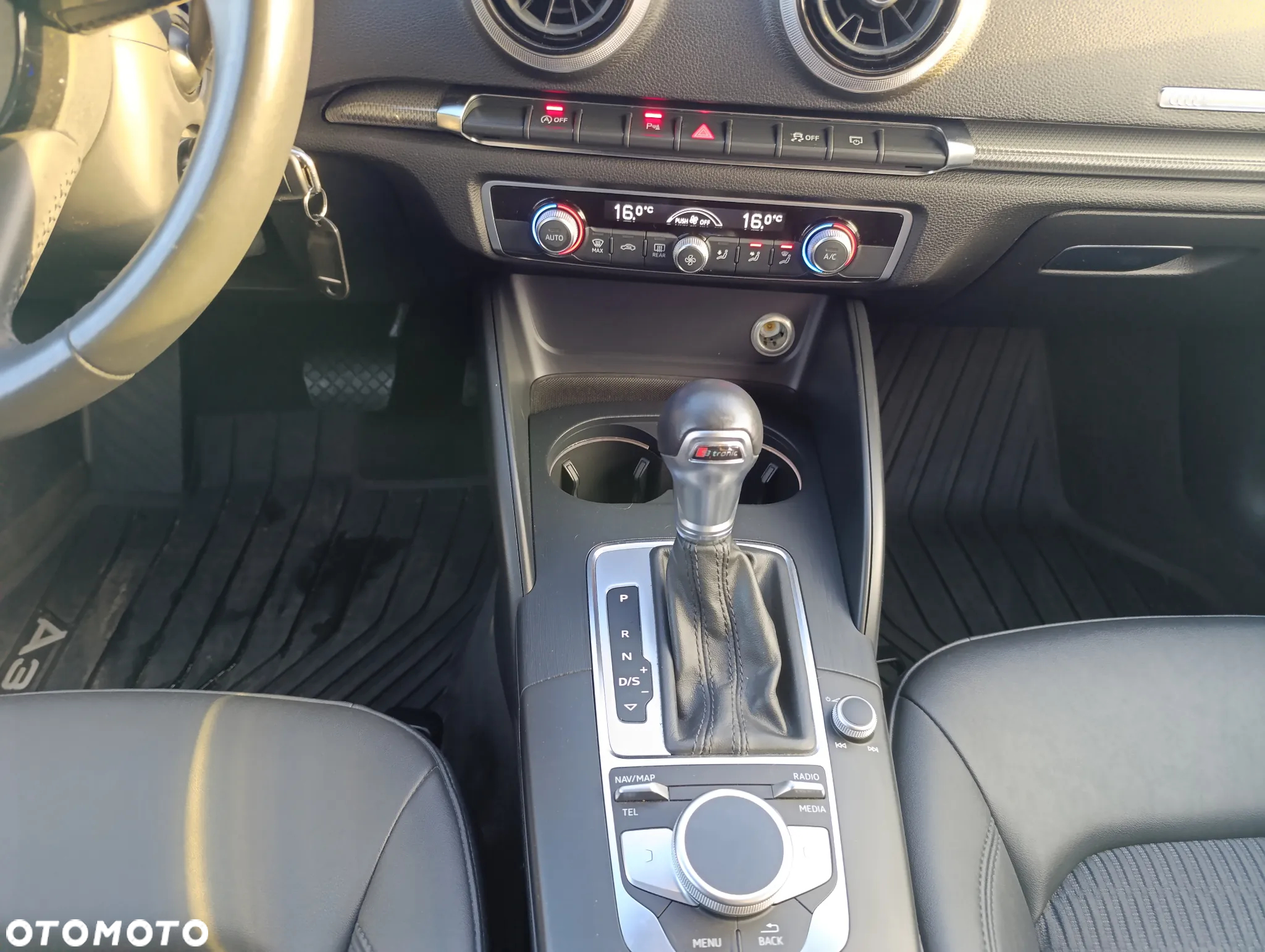 Audi A3 1.6 TDI Sportback S tronic - 19