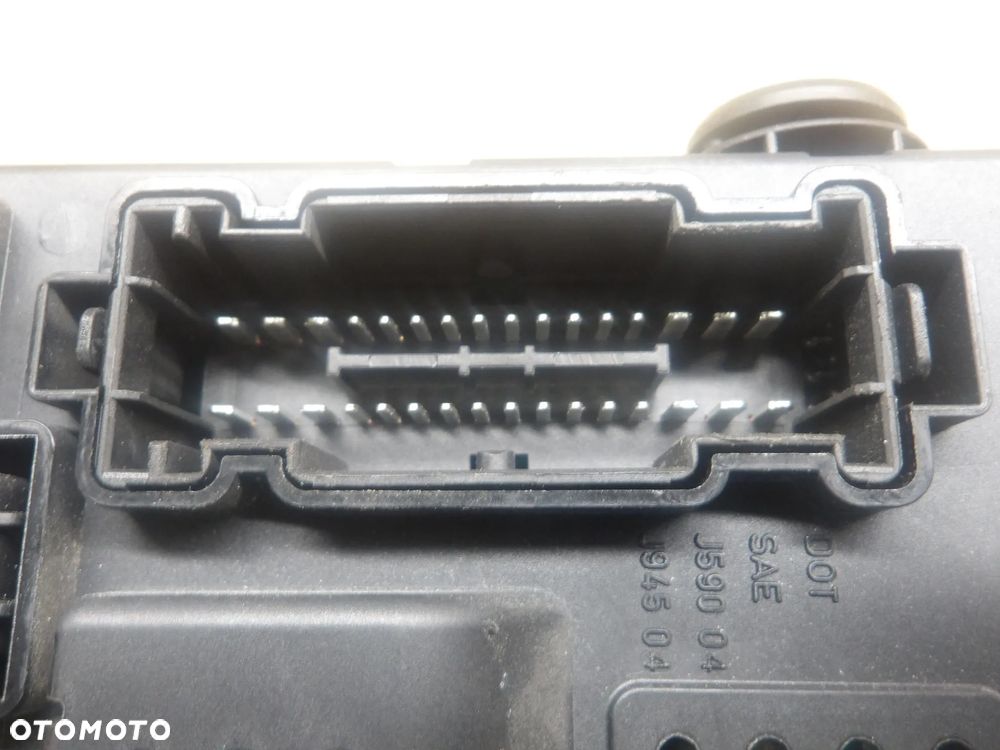 VOLVO S60 2.4B SKRZYNKA BEZPIECZNIKÓW MODUŁ CEM KOMFORTU 30786889 - 13