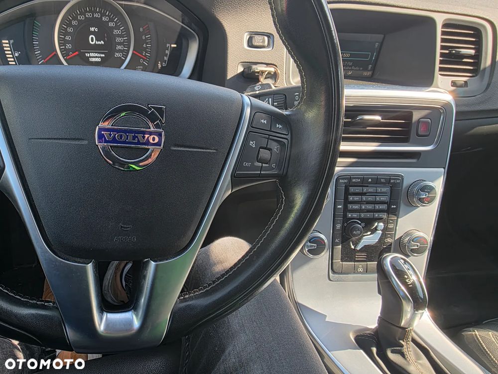 Volvo S60 T3 Geartronic Kinetic - 10
