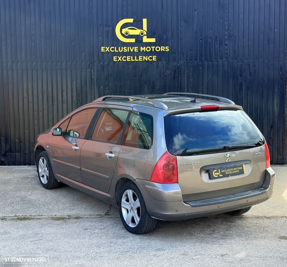 Peugeot 307 SW HDi 110 Premium - 6