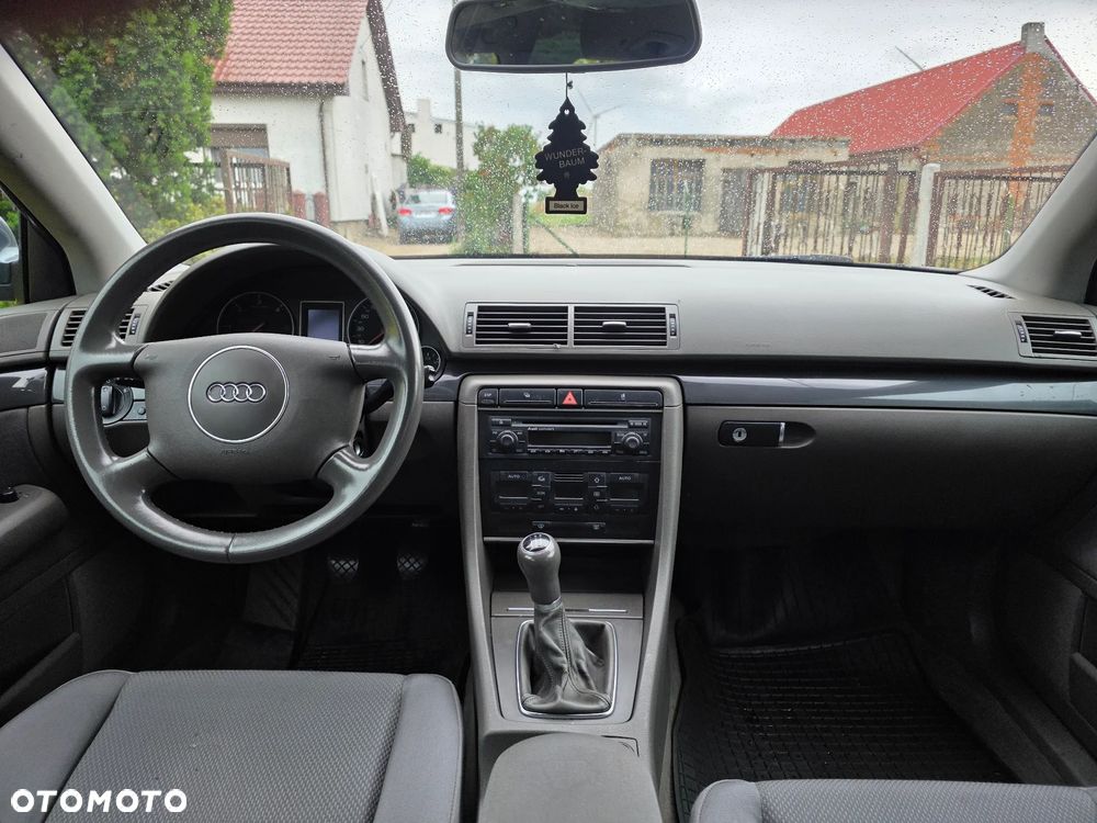 Audi A4 Avant 1.9 TDI - 9