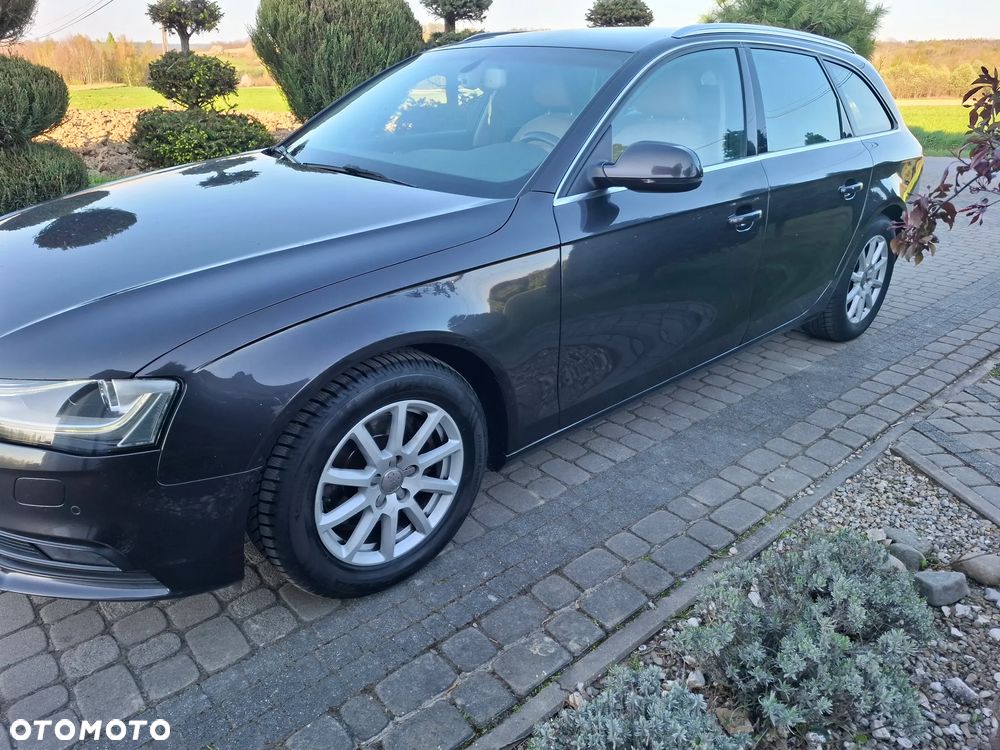 Audi A4 Avant - 5