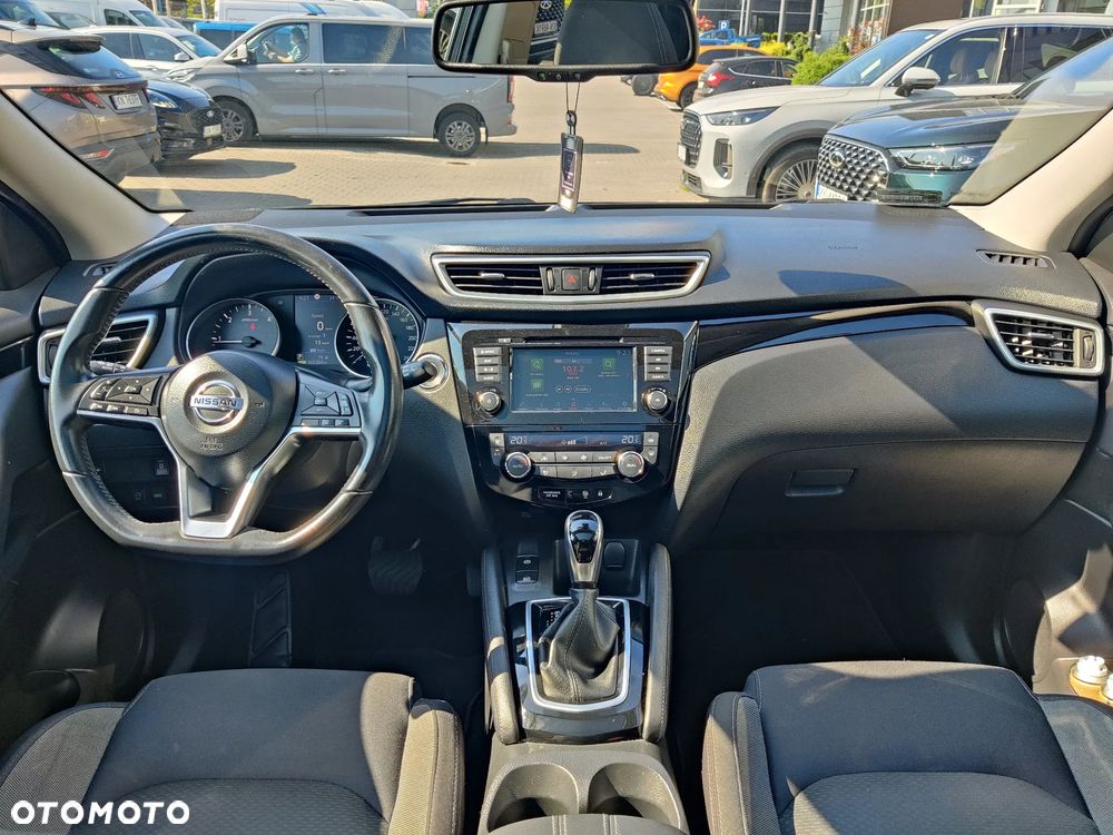 Nissan Qashqai 1.7 dCi 4x4 N-Connecta Xtronic - 8