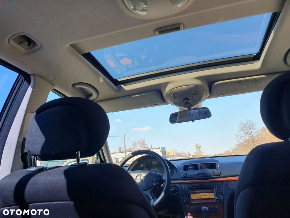 Mercedes-Benz Klasa E 200 Kompressor Automatik Elegance - 38