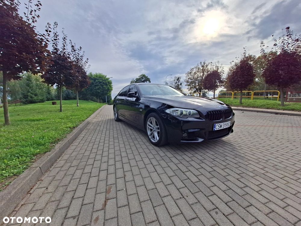 BMW Seria 5 2010 photo 3