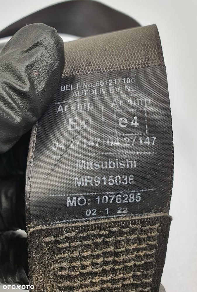 GNIAZDO DIAGNOSTYCZNE OBD MITSUBISHI SPACE STAR MR915036 0427147 - 5