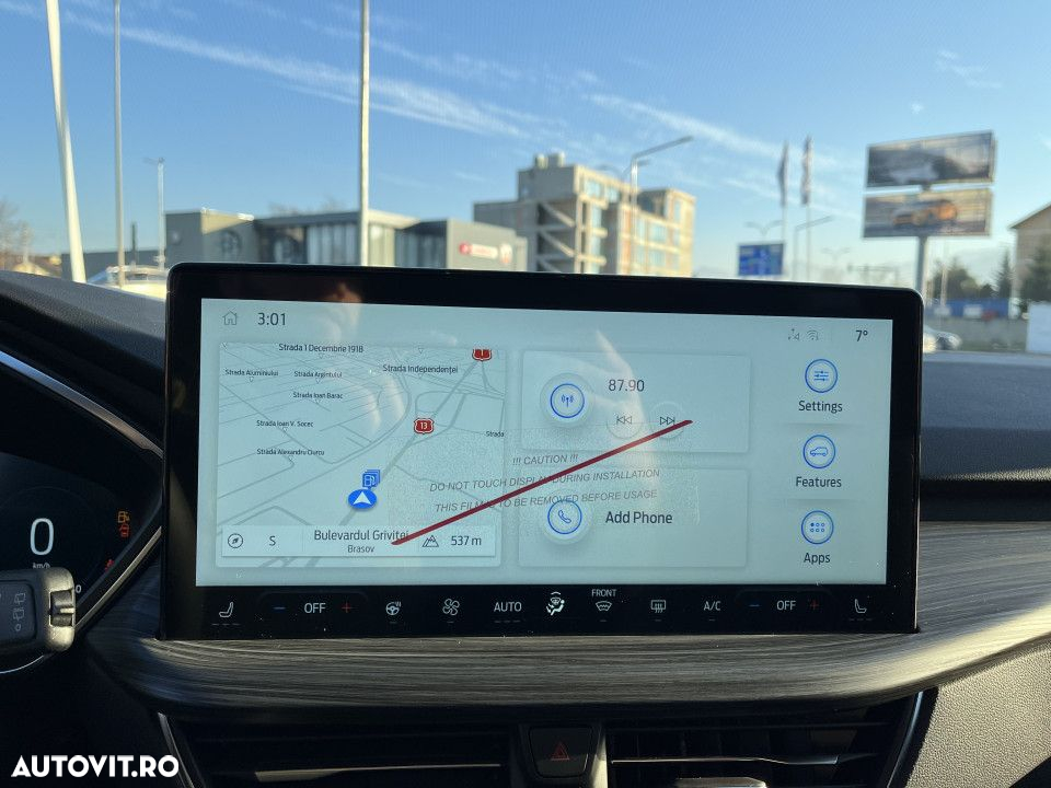Ford Kuga - 16