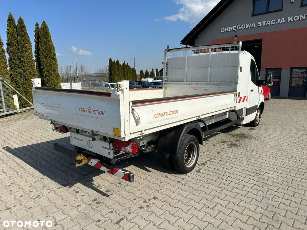 Mercedes-Benz Sprinter - 7