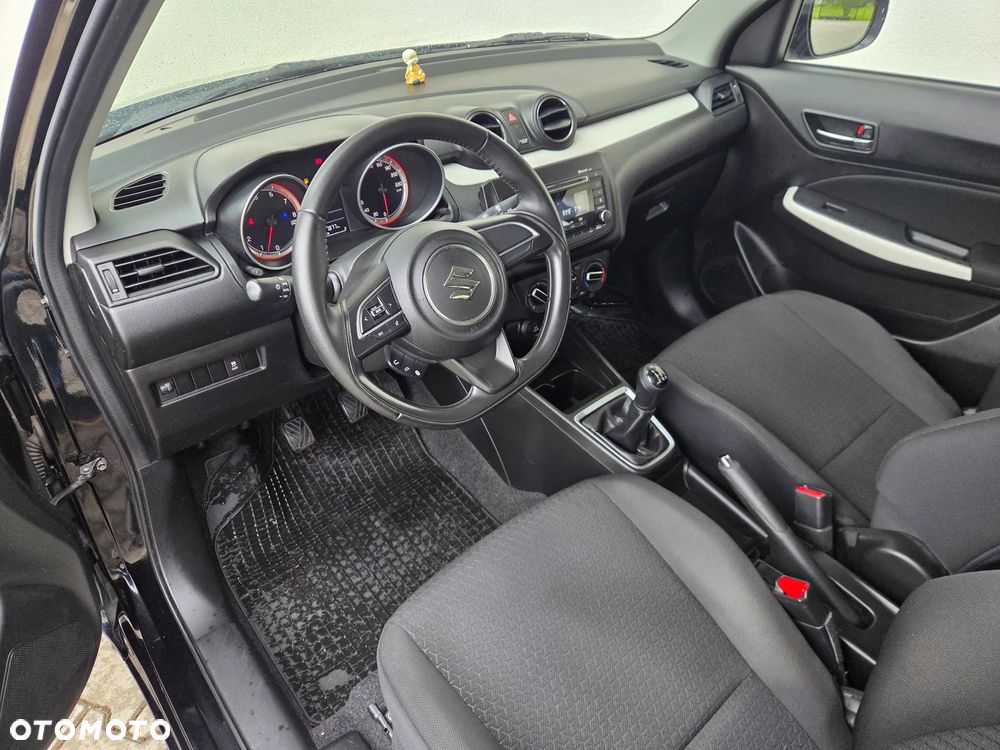 Suzuki Swift - 7