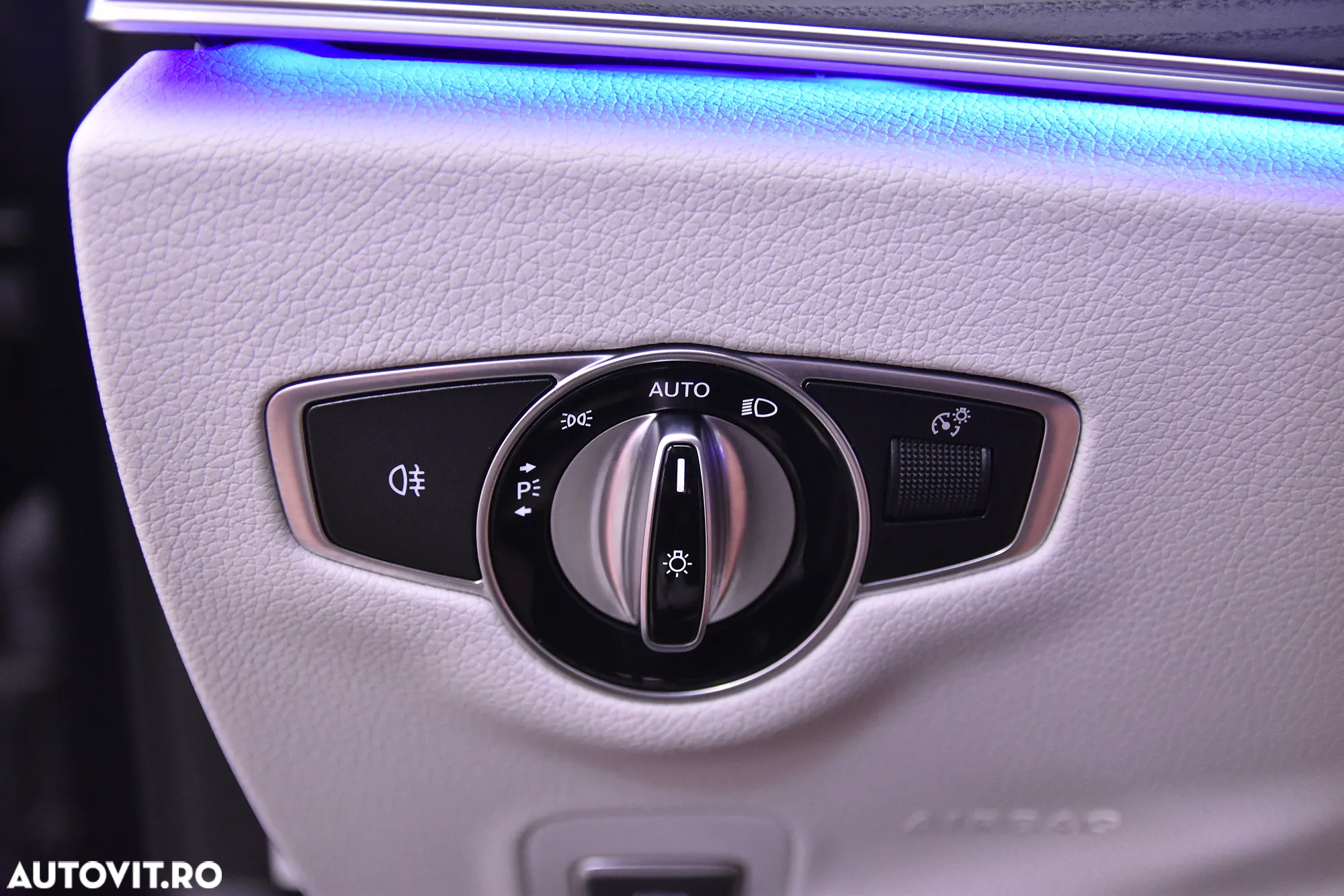 Mercedes-Benz E 300 de T 9G-TRONIC - 15