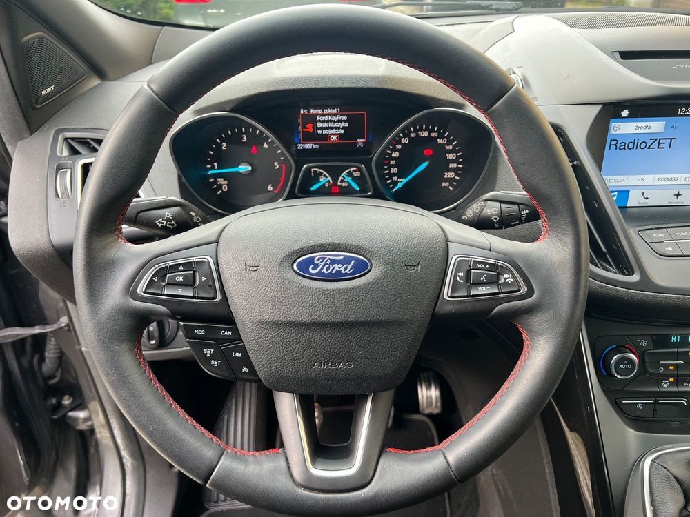 Ford Kuga 1.5 TDCi 2x4 ST-Line - 13