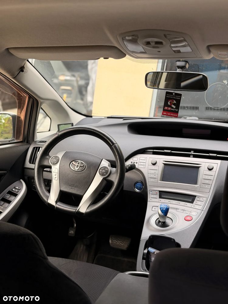 Toyota Prius 1.8 HSD Active - 12