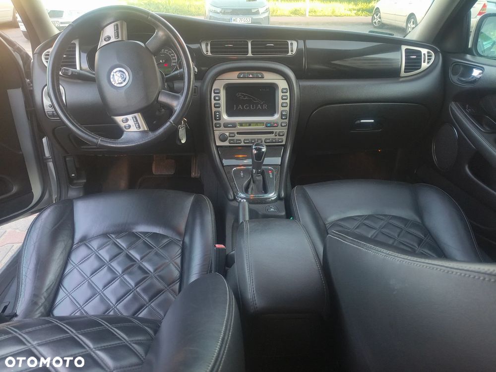 Jaguar X-Type - 1